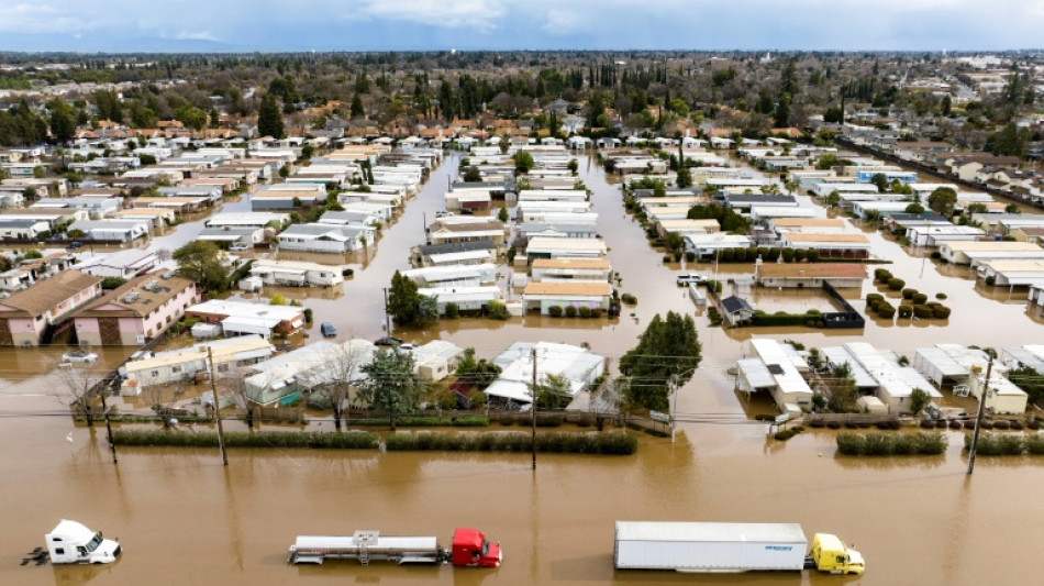 La Californie menac&eacute;e par un cyclone apr&egrave;s des temp&ecirc;tes historiques