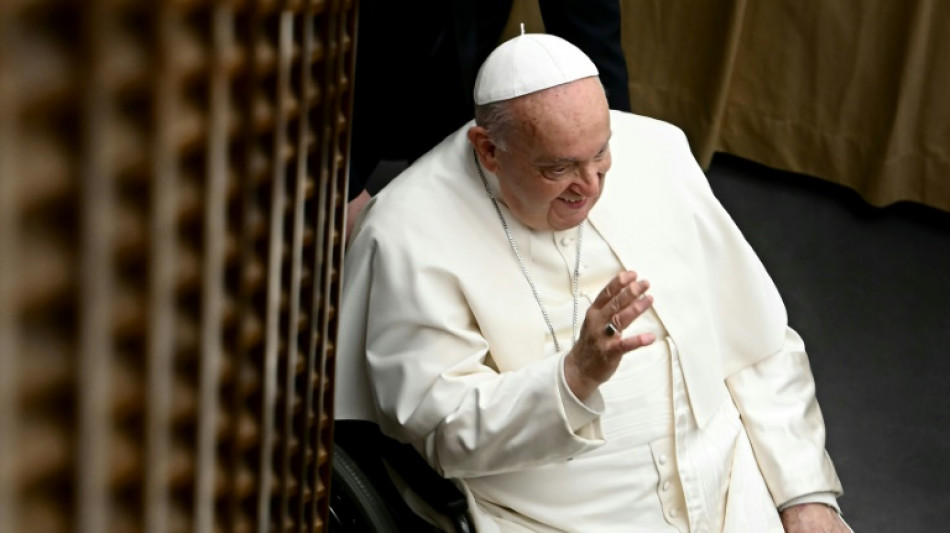 Papa viajar&aacute; &agrave; ilha francesa de C&oacute;rsega em 15 de dezembro