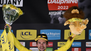 Dauphin&eacute;: Roglic prend les commandes dans les Alpes