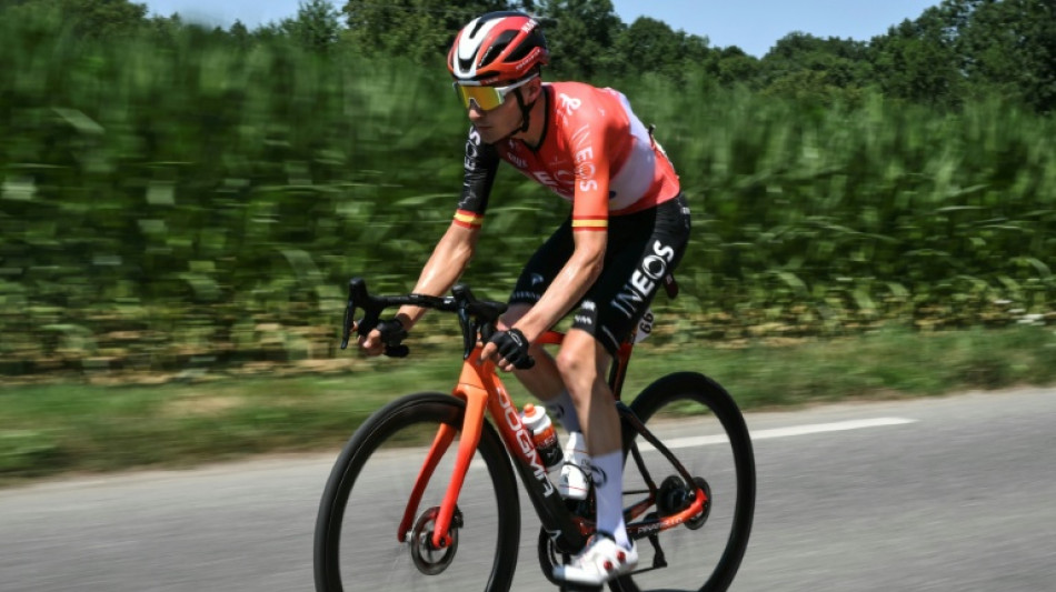 El equipo Ineos confirma el abandono de Carlos Rodríguez en el Tour de Francia