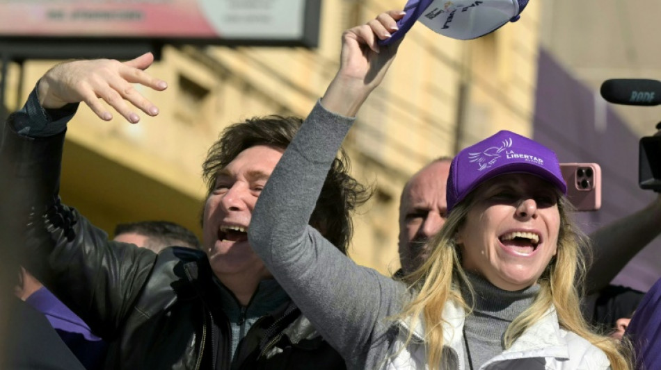 Justiça argentina proíbe divulgação de áudios gravados da irmã de Milei