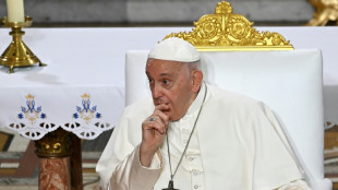 Pope set to draw Marseille crowds after pro-migrant plea