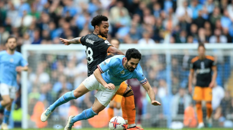 Man City close in on Premier League coronation, Chelsea end losing streak