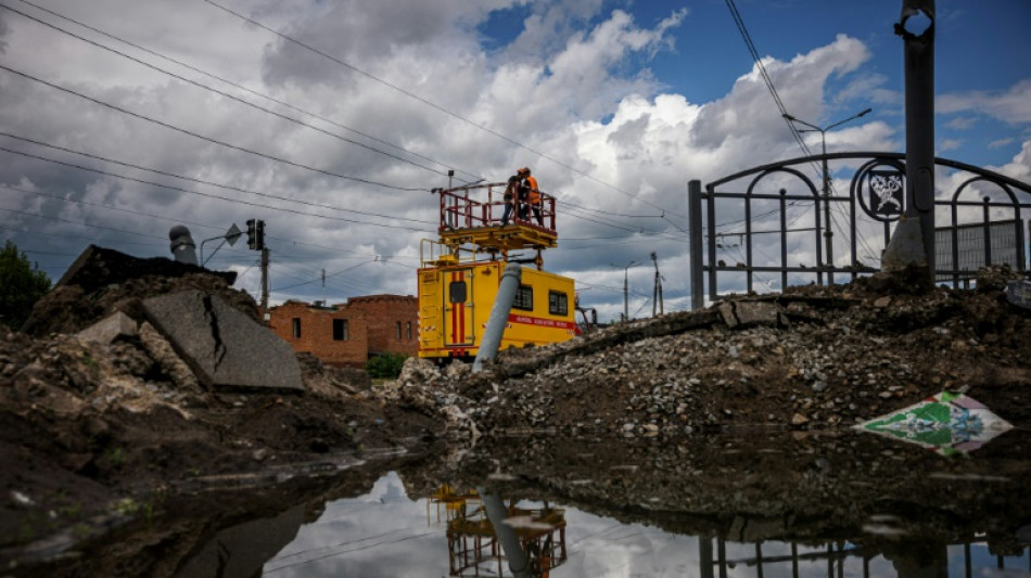 Ukraine: Moscou continue &agrave; bombarder dans l'Est, Finlande et Su&egrave;de aux portes de l'Otan