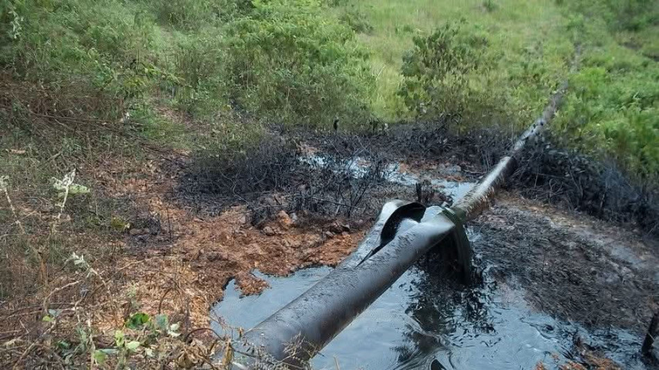 Colombia, attentato contro l'oleodotto bicentenario