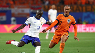 Euro-2024: Ngolo Kant&eacute;, comme si de rien n'&eacute;tait