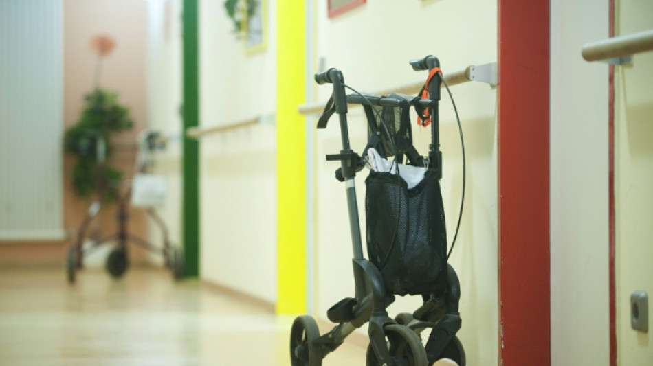 Vor Treffen von Bund-L&auml;nder-Kommission: Verb&auml;nde fordern grundlegende Pflegereform