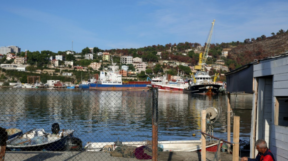 Accord entre Italie et Albanie: le bateau avec les premiers migrants est arriv&eacute; en Albanie