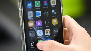 Smartphone ersetzt immer mehr Alltagsgeräte: Mehrheit nutzt Handy als Wecker