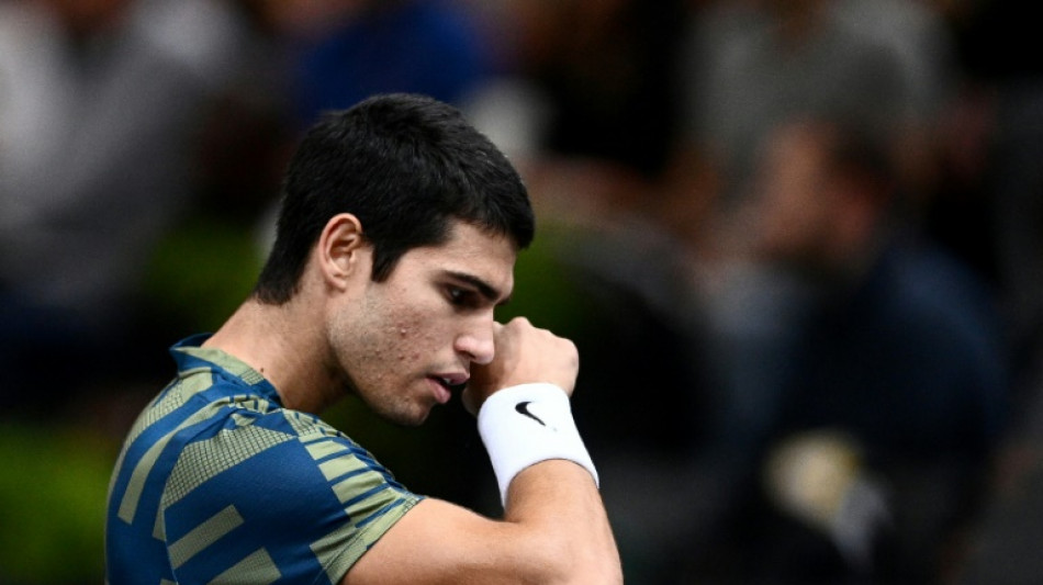 Tennis: Alcaraz souffre d'une d&eacute;chirure abdominale, forfait pour le Masters et la Coupe Davis