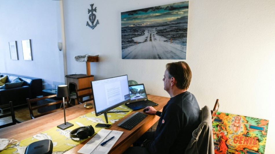 Dreimal mehr ungenutzte B&uuml;roarbeitspl&auml;tze als vor Corona