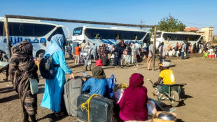 Ataques a duas cidades matam 65 no Sud&atilde;o