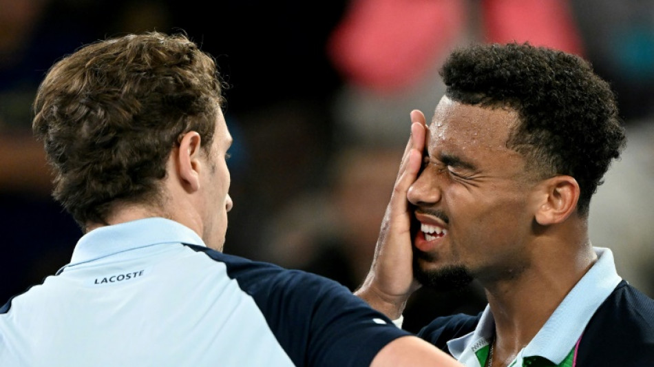 Open d'Australie: Humbert gagne un derby fran&ccedil;ais tronqu&eacute; par la blessure de Fils