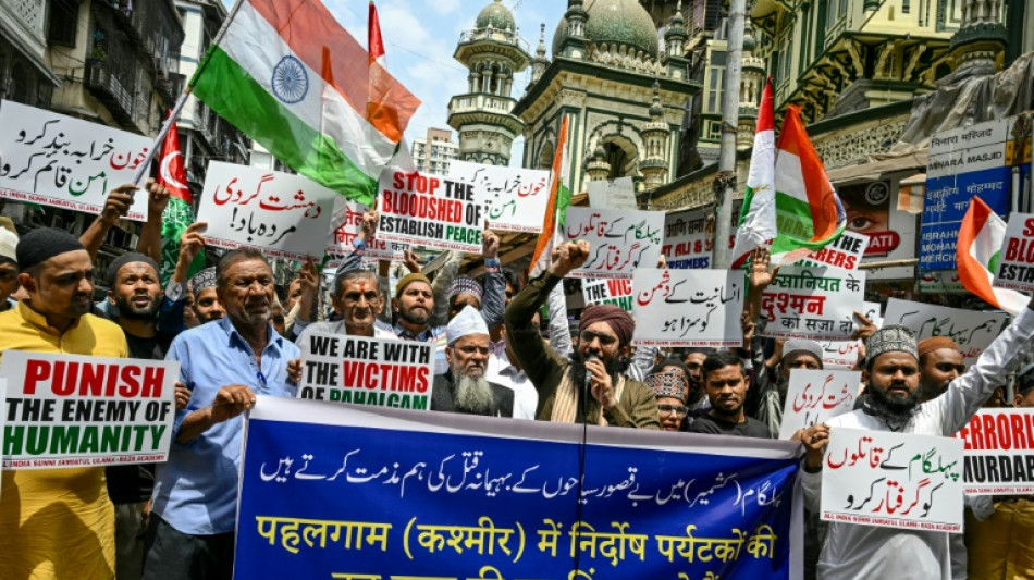 Pakistan ready to 'defend sovereignty' after India threats