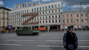 Ucr&acirc;nia denuncia ataques da R&uacute;ssia durante tr&eacute;gua decretada por Putin