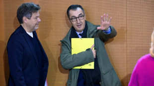 &Ouml;zdemir will Werbung f&uuml;r Junk-Food zum Schutz von Kindern weitgehend verbieten