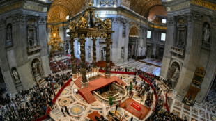 Gro&szlig;er Andrang auch am zweiten Tag: Zehntausende nehmen Abschied von Franziskus