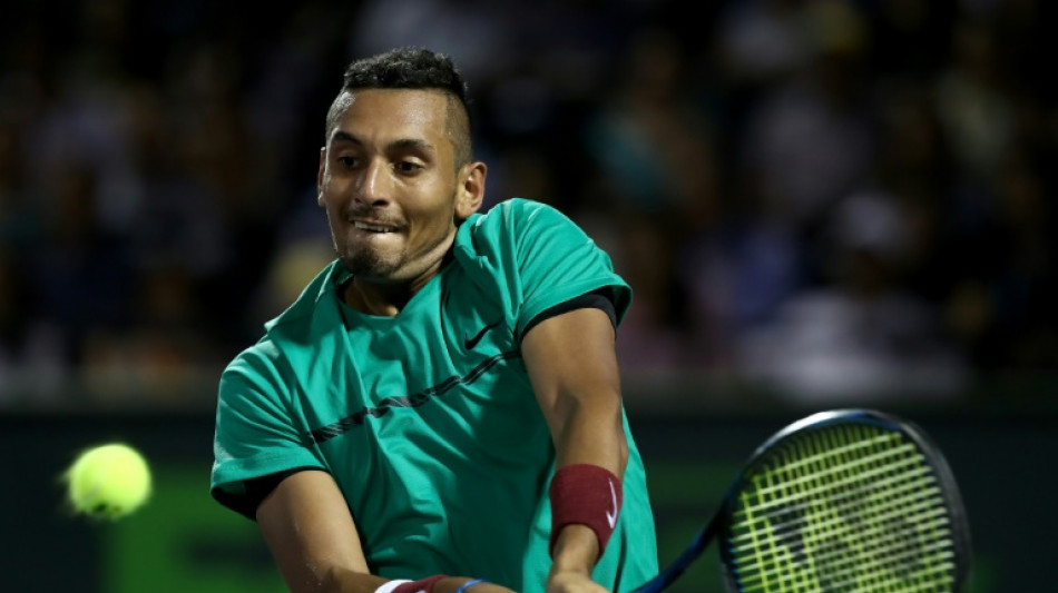 Nick Kyrgios volta aos treinos ap&oacute;s longa aus&ecirc;ncia por les&atilde;o