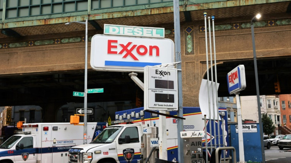 ExxonMobil obtient le soutien de ses actionnaires, apr&egrave;s une controverse sur le climat