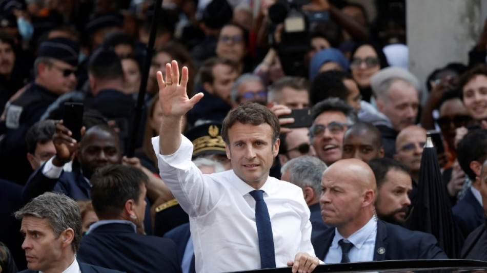 Sur un march&eacute; populaire, Macron affiche son ambition sociale 