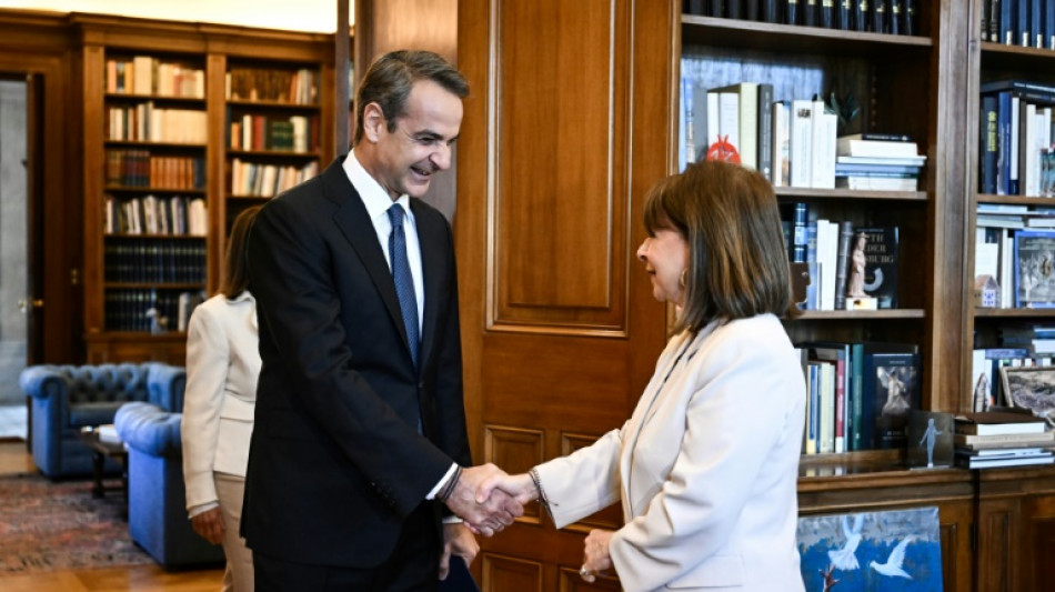 Griechenlands Regierungschef k&uuml;ndigt Aufl&ouml;sung des Parlaments vor geplanter Wahl am 21. Mai an