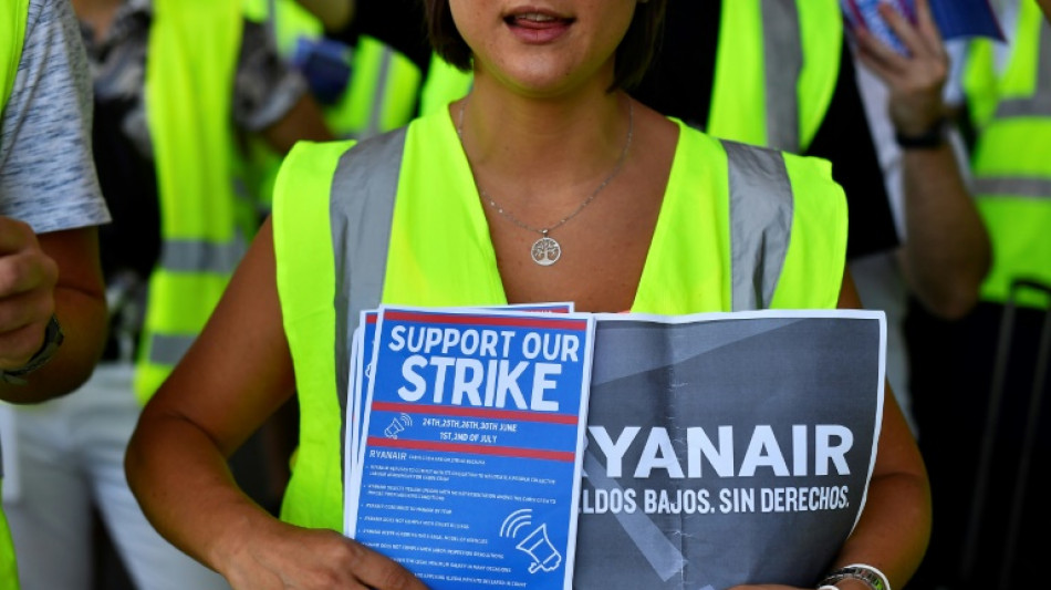 Zahlreiche Fl&uuml;ge in Spanien und am Pariser Flughafen Charles de Gaulle gestrichen