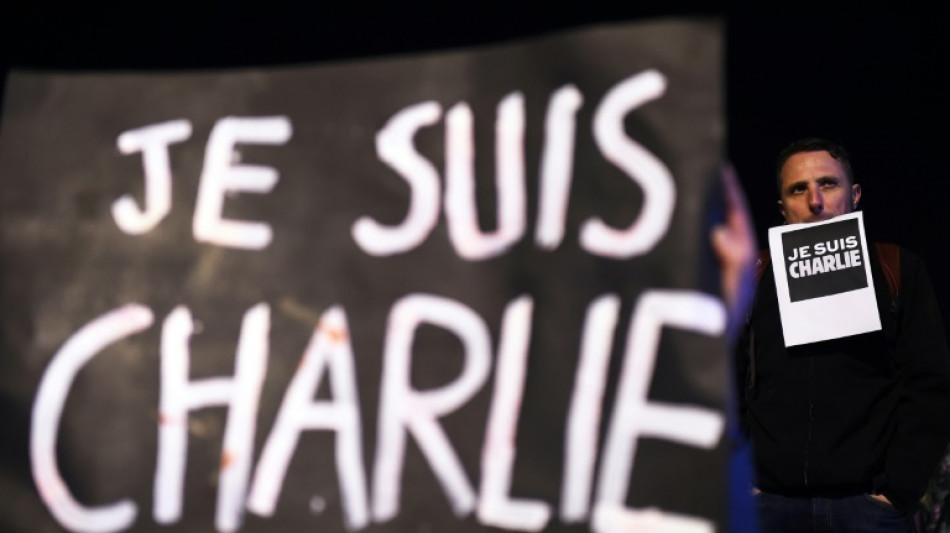Revista francesa Charlie Hebdo prepara edi&ccedil;&atilde;o especial 10 anos depois de ataque jihadista