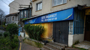 "Il voyait tout blanc": en Turquie, l'alcool frelat&eacute; provoque une h&eacute;catombe