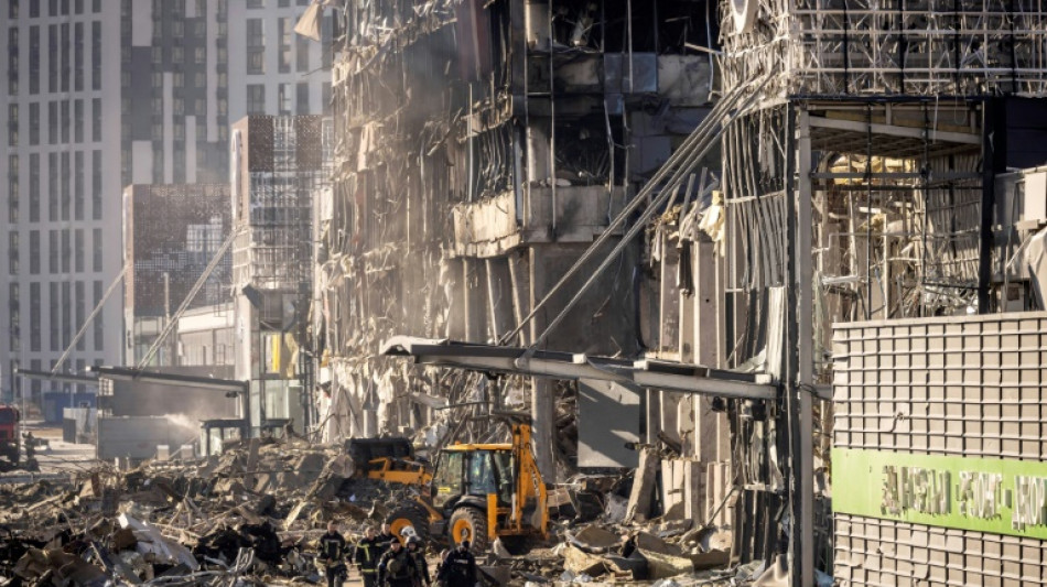 Russland verst&auml;rkt Luftangriffe - Biden warnt vor Chemiewaffeneinsatz in Ukraine