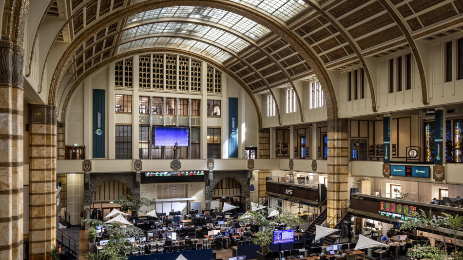 Borsa: Europa fiacca nel finale con Wall Street, Milano +0,5%