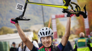 Fariba Hashimi devient championne d'Afghanistan de cyclisme f&eacute;minin