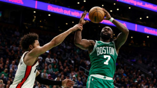 NBA: Boston avance, les Lakers corrig&eacute;s &agrave; Miami