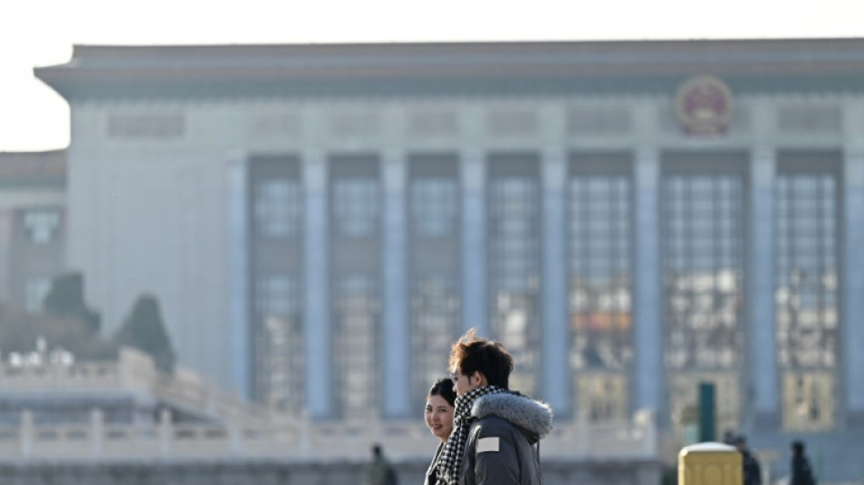 Xi receta "calma" frente a los desaf&iacute;os de China antes de un gran c&oacute;nclave pol&iacute;tico