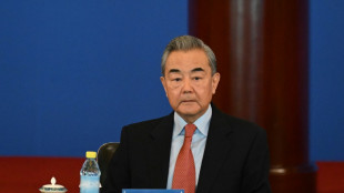 China e EUA podem alcan&ccedil;ar 'grandes coisas' juntos, afirma chanceler de Pequim