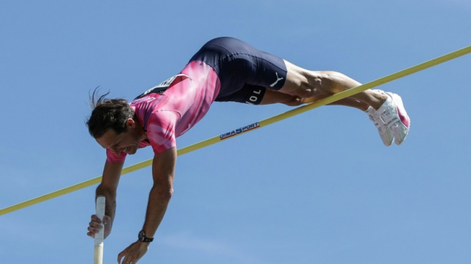 Athl&eacute;tisme: &agrave; deux mois des JO, Renaud Lavillenie part &agrave; la chasse aux minima