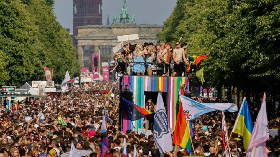 Berliner Senat will Einsatz von rechten Ordnern bei CSD aufkl&auml;ren lassen