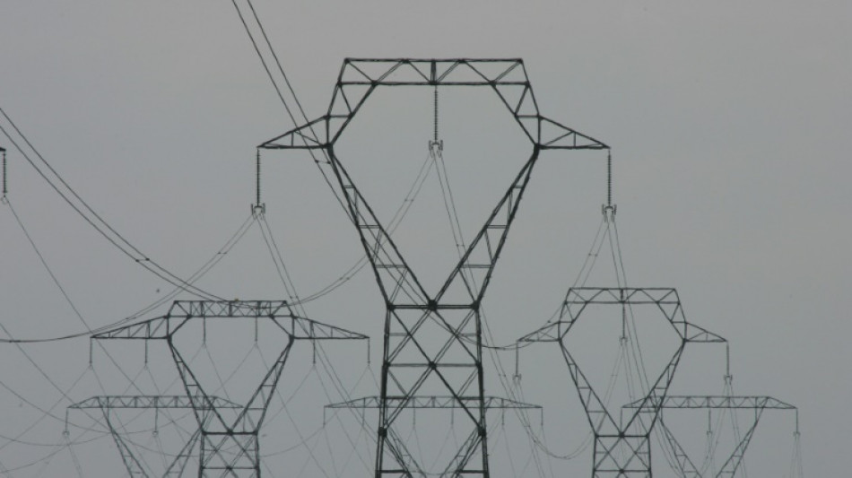 Espa&ntilde;a y Francia anuncian un sobrecoste en el proyecto de interconexi&oacute;n el&eacute;ctrica