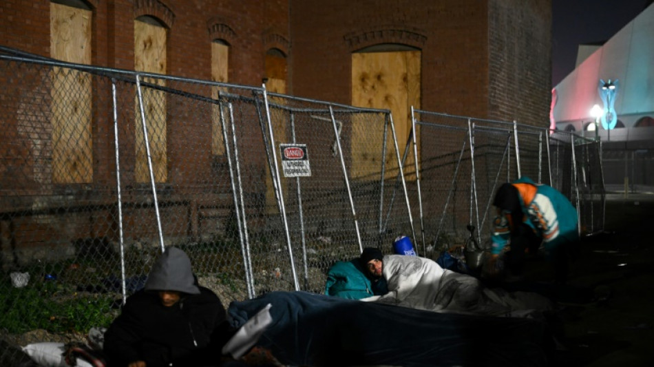 Une mesure bloquant les migrants &agrave; la fronti&egrave;re am&eacute;ricaine maintenue par la Cour supr&ecirc;me