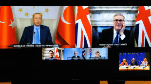 Erdogan, 'riavviare i negoziati con l'Ue, includerci nel riarmo'