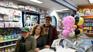 M&aacute;s golpes y menos pi&ntilde;atas: los aranceles de Trump sacuden a los microempresarios de EEUU