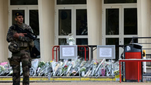 Nach Anschlag in Arras: Schule wegen Bombendrohung ger&auml;umt