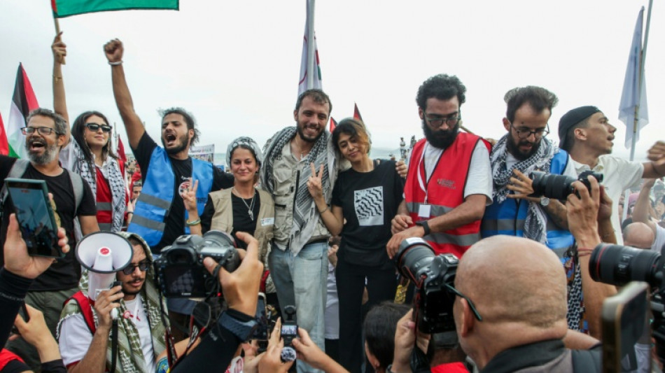 Flotilha com ajuda para Gaza diz que barco foi atingido por drone, mas Tunísia nega