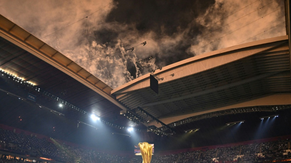 Pomp&ouml;se Feier in der W&uuml;ste: Umstrittene WM in Katar er&ouml;ffnet