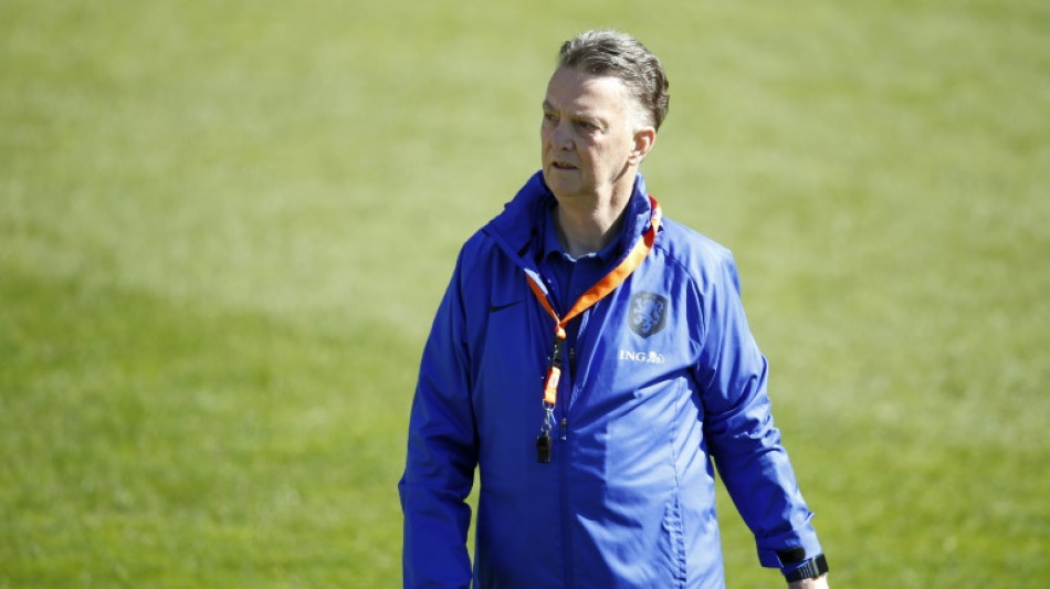 Foot: messages de soutien &agrave; Van Gaal, apr&egrave;s l'annonce de son cancer 