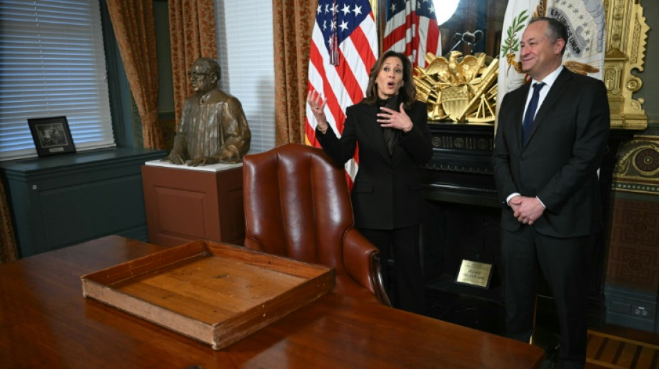 El bufete de abogados del marido de Kamala Harris llega a un acuerdo con Trump