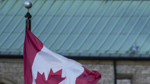 Media canadesi, 'almeno 7 morti nell'incendio nella base militare'