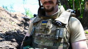 Dans une tranch&eacute;e ukrainienne: "On creuse quand c'est calme, on se cache quand &ccedil;a tire"