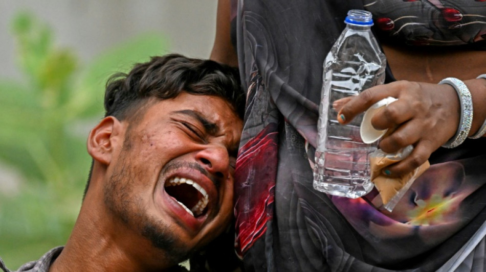Familiares empiezan los funerales de las v&iacute;ctimas del accidente de Air India