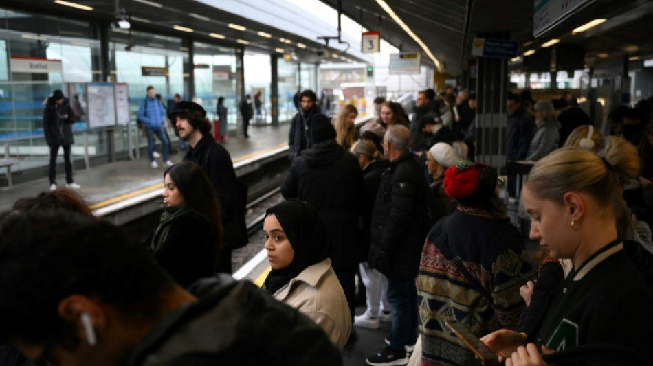 UK inflation slows, remains close to 11 percent