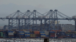 Stocks retreat as US GDP slumps rattles confidence